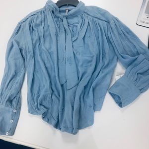 Free People blouse 🌼🌻🌸🍀